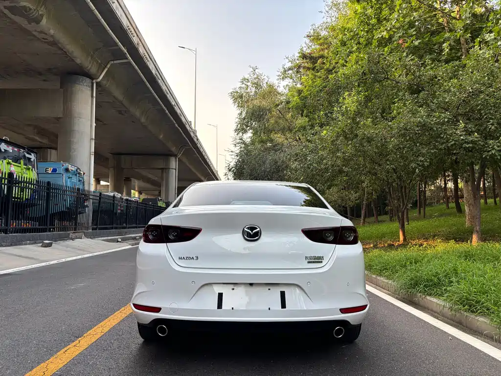 Mazda 3 Axela 2.0L Auto Quality Wise Edition, фото 6
