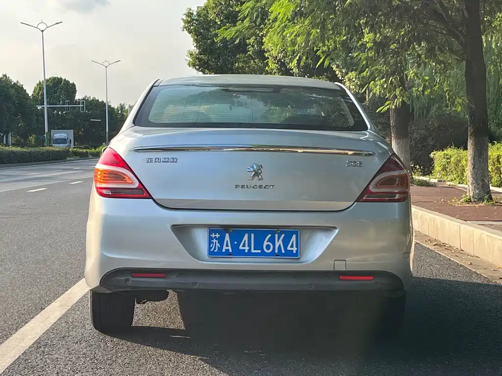 Peugeot 308 — миниатюра 4