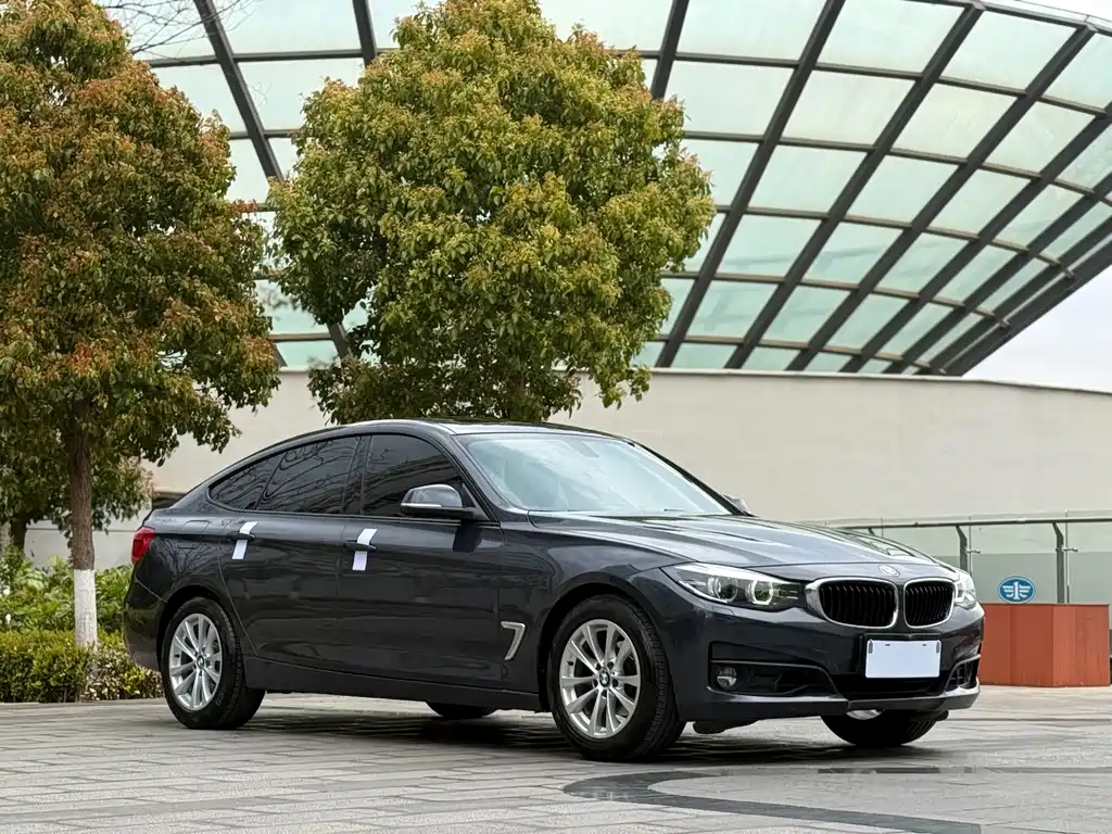 BMW 3 Series GT 3 GT 2017 320i Fashion