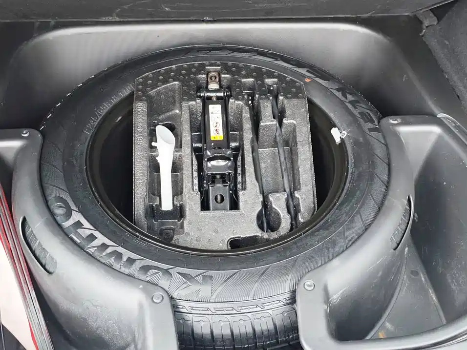 Jeep Grand Cherokee (Import) — миниатюра 16