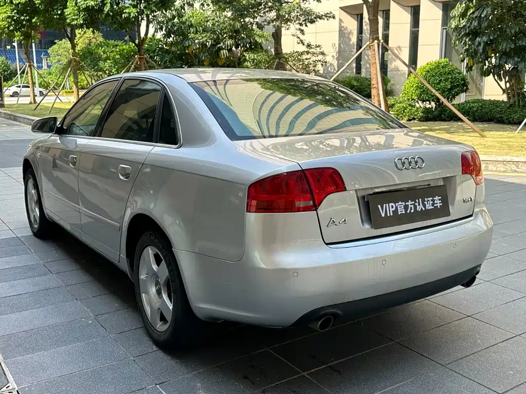 Audi A4 — миниатюра 8