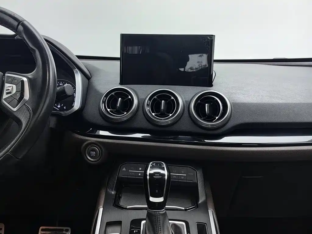 Wey Wey VV5 — миниатюра 12