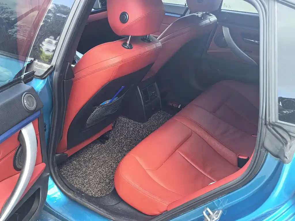 BMW 4 Series — миниатюра 4