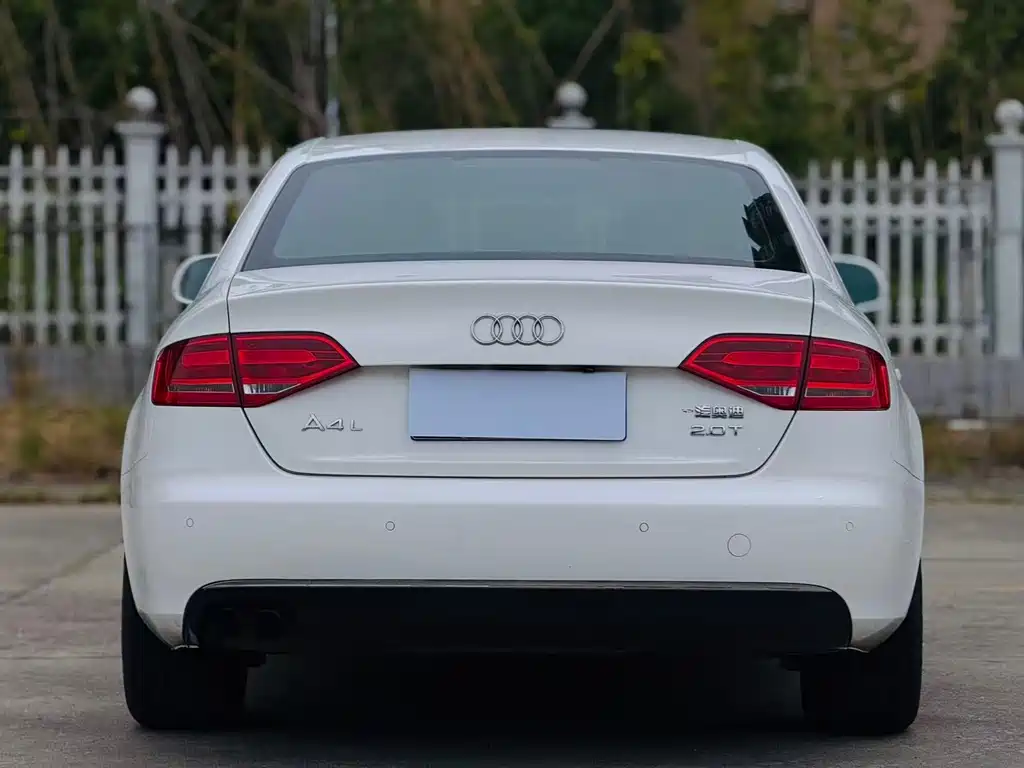 Audi A4L — миниатюра 23