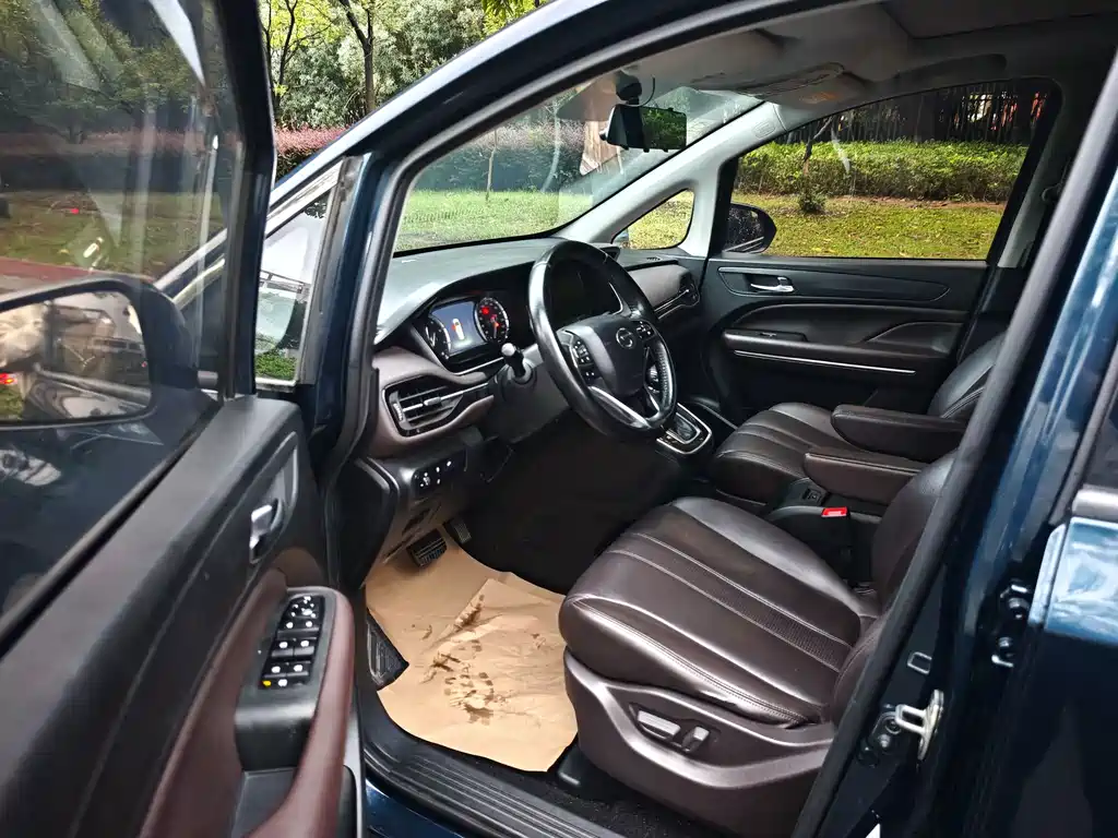 GAC Motor Trumpchi M6 — миниатюра 4