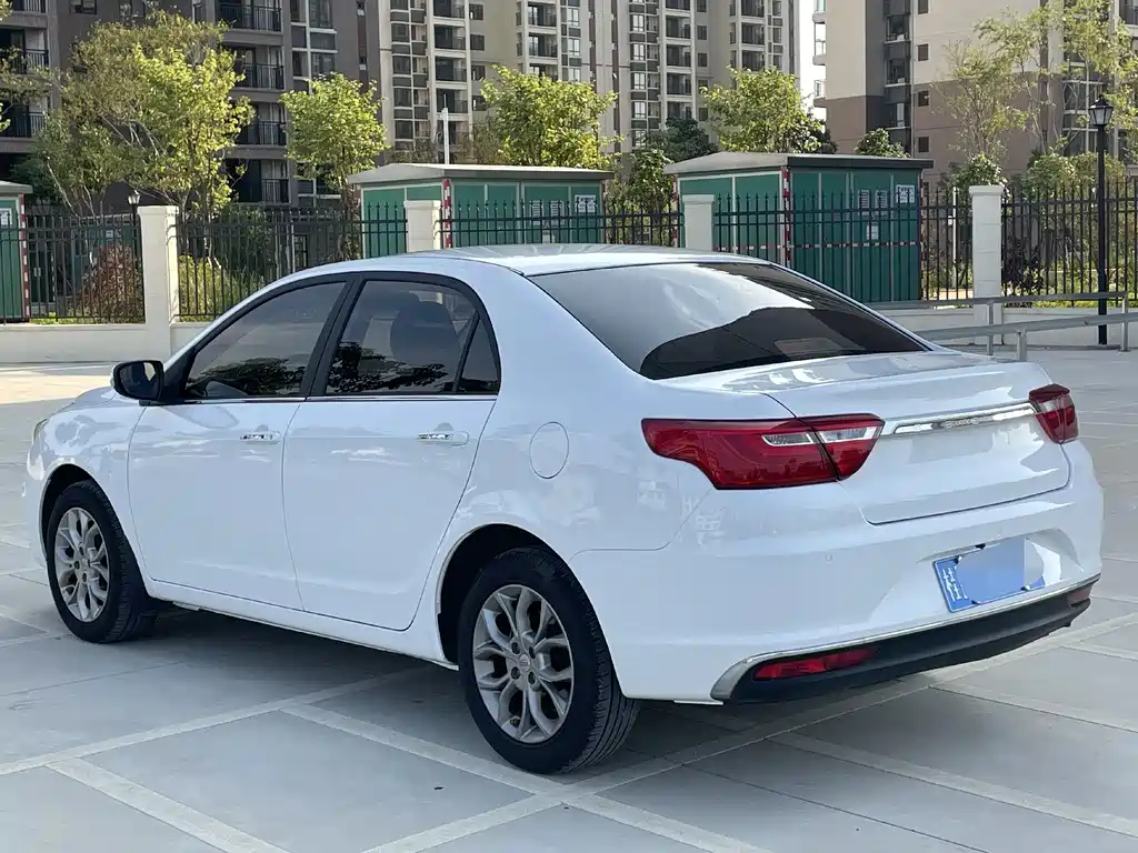 Geely Vision — миниатюра 4