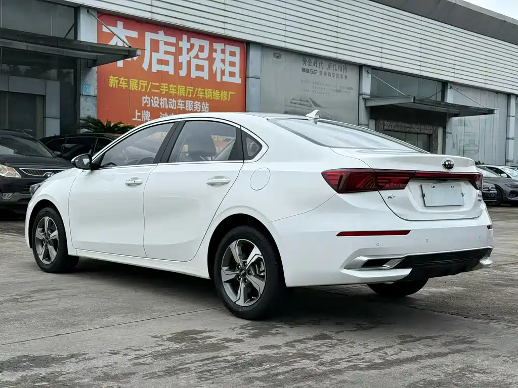 Venucia D60 — миниатюра 5