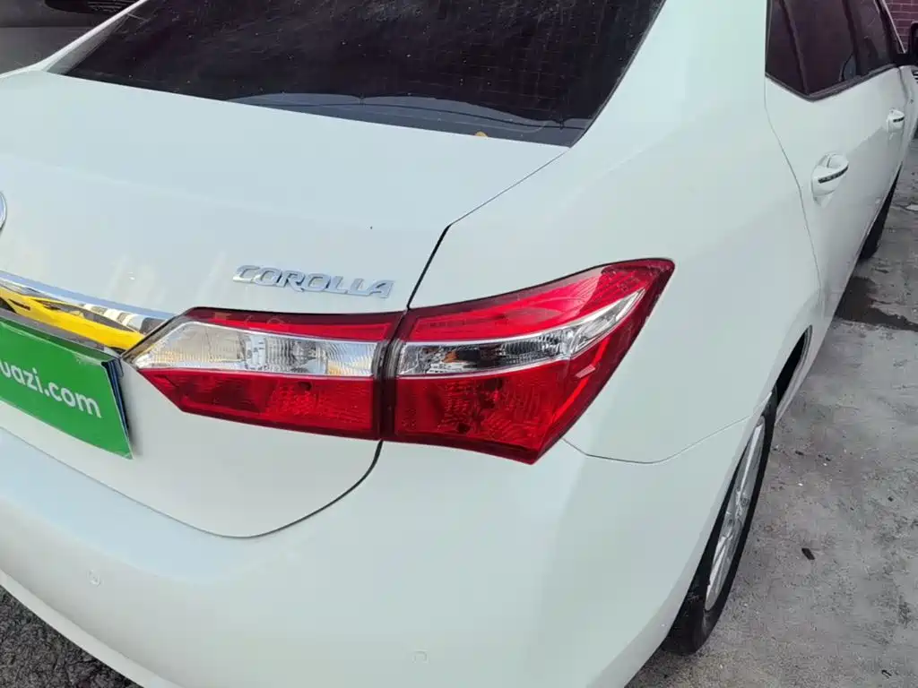 Toyota Corolla — миниатюра 8