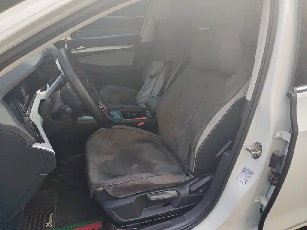 Volkswagen Golf — миниатюра 16