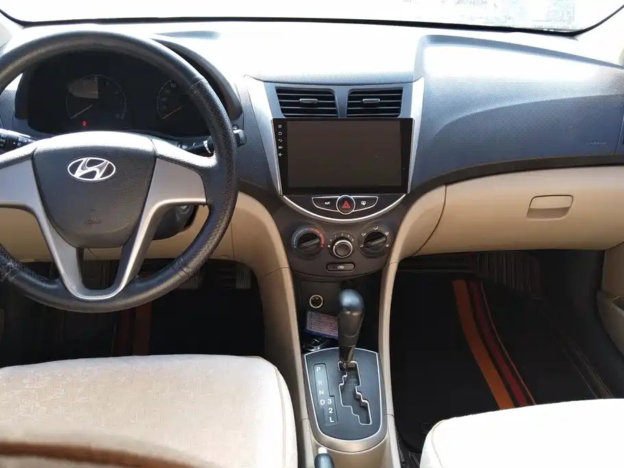 Hyundai Verna — миниатюра 12