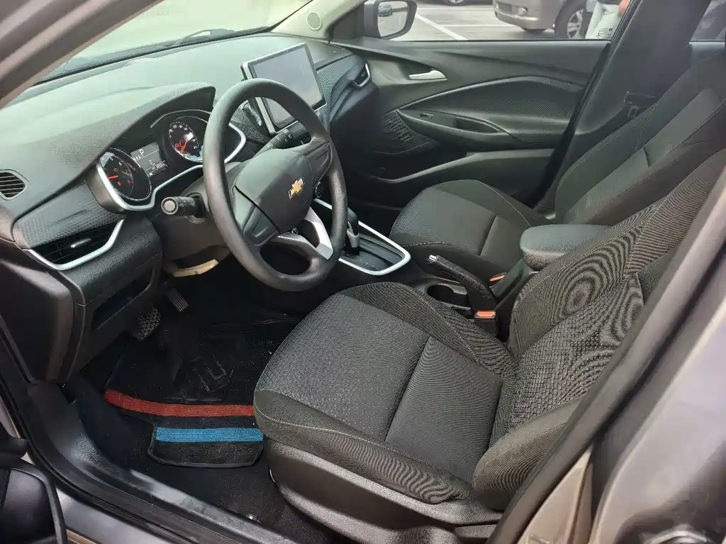 Chevrolet Cavalier — миниатюра 8