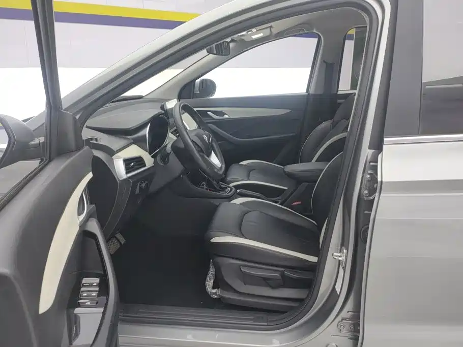 Baojun 360 — миниатюра 9