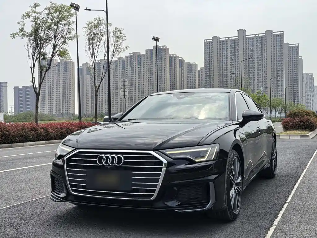 Audi A6L 2021 40 TFSI Luxury