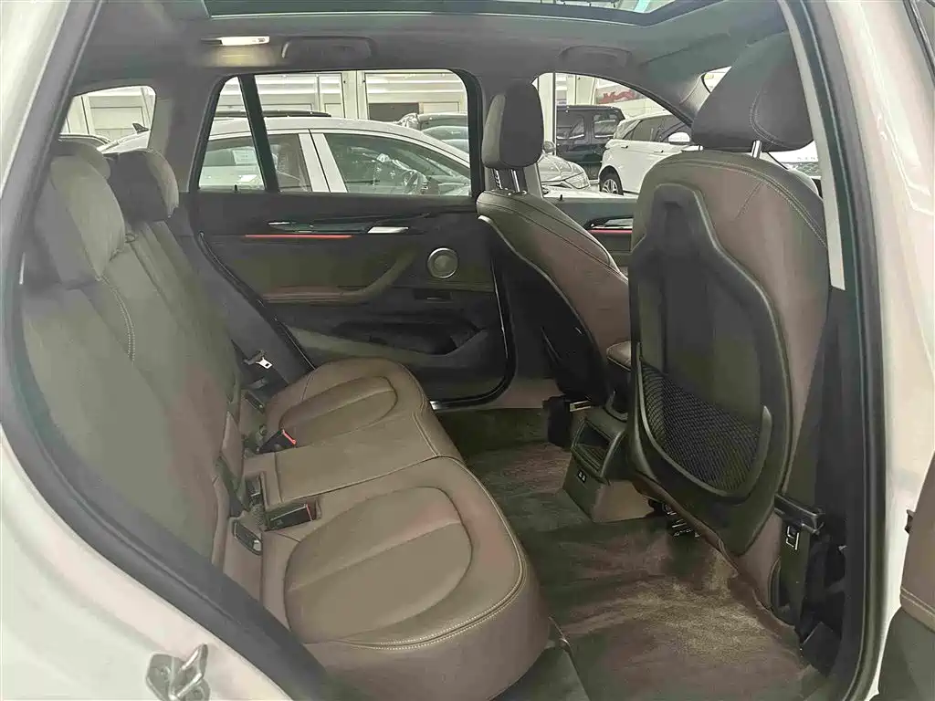 BMW X1 — миниатюра 16