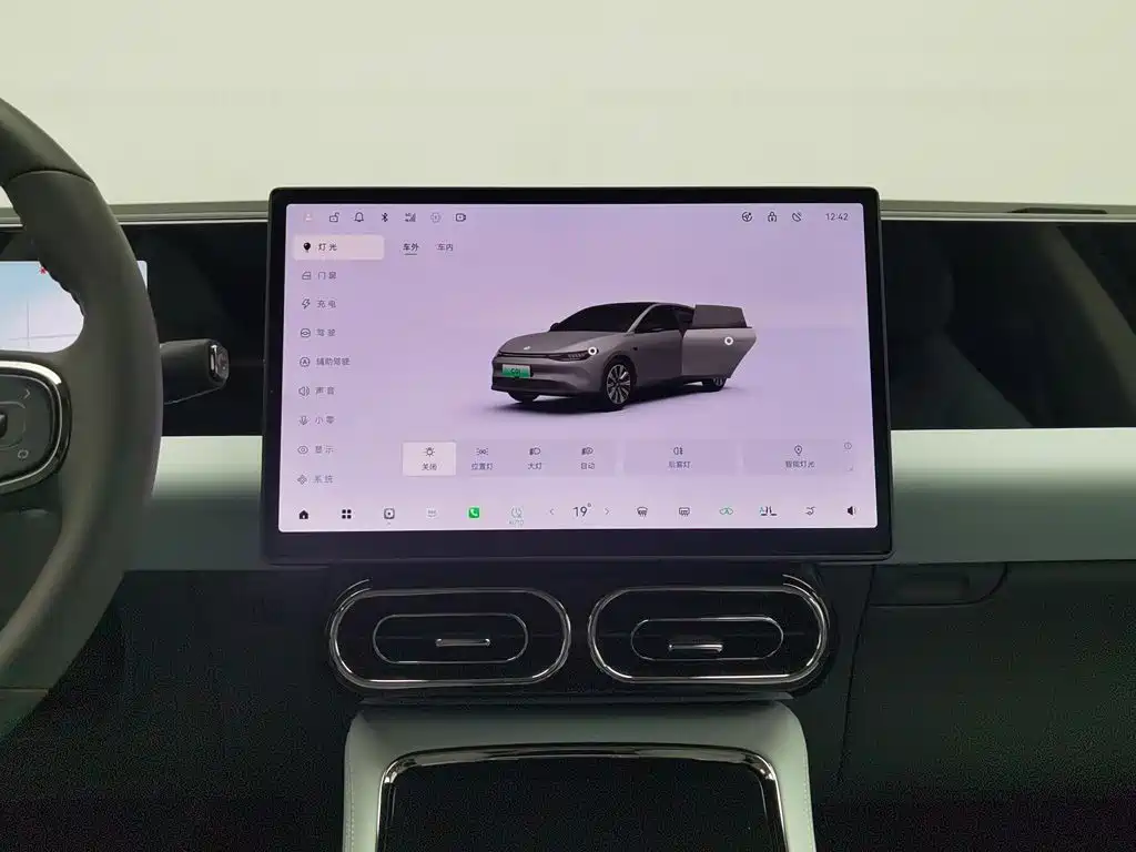 Leapmotor Leapmotor C01 — миниатюра 12