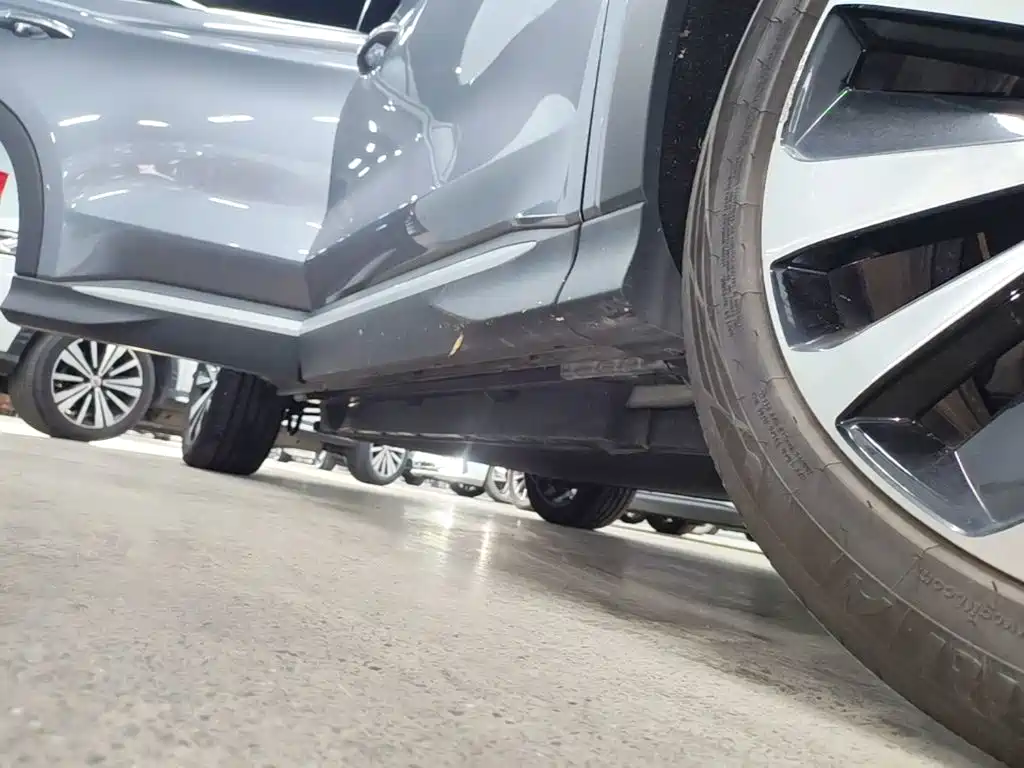 BYD PLUS New Energy — миниатюра 21