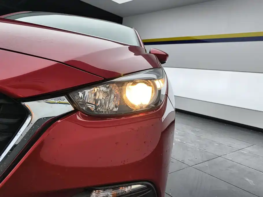 Mazda 3 Axela — миниатюра 5