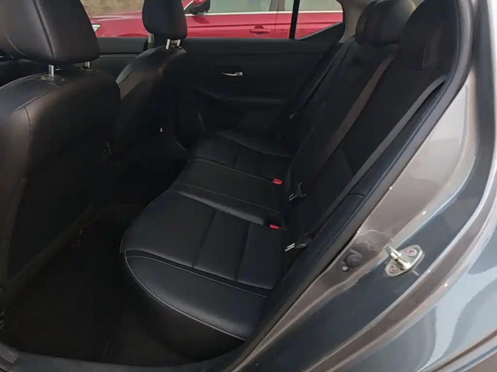 Nissan Sylphy — миниатюра 17