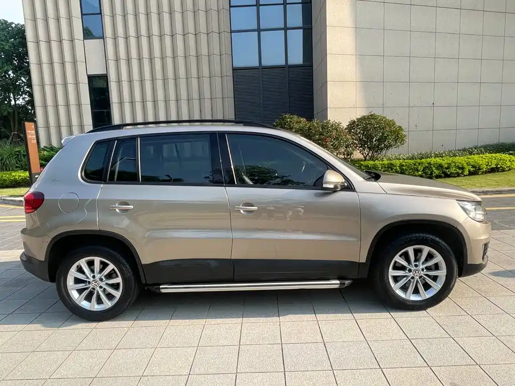 Volkswagen Tiguan — миниатюра 4