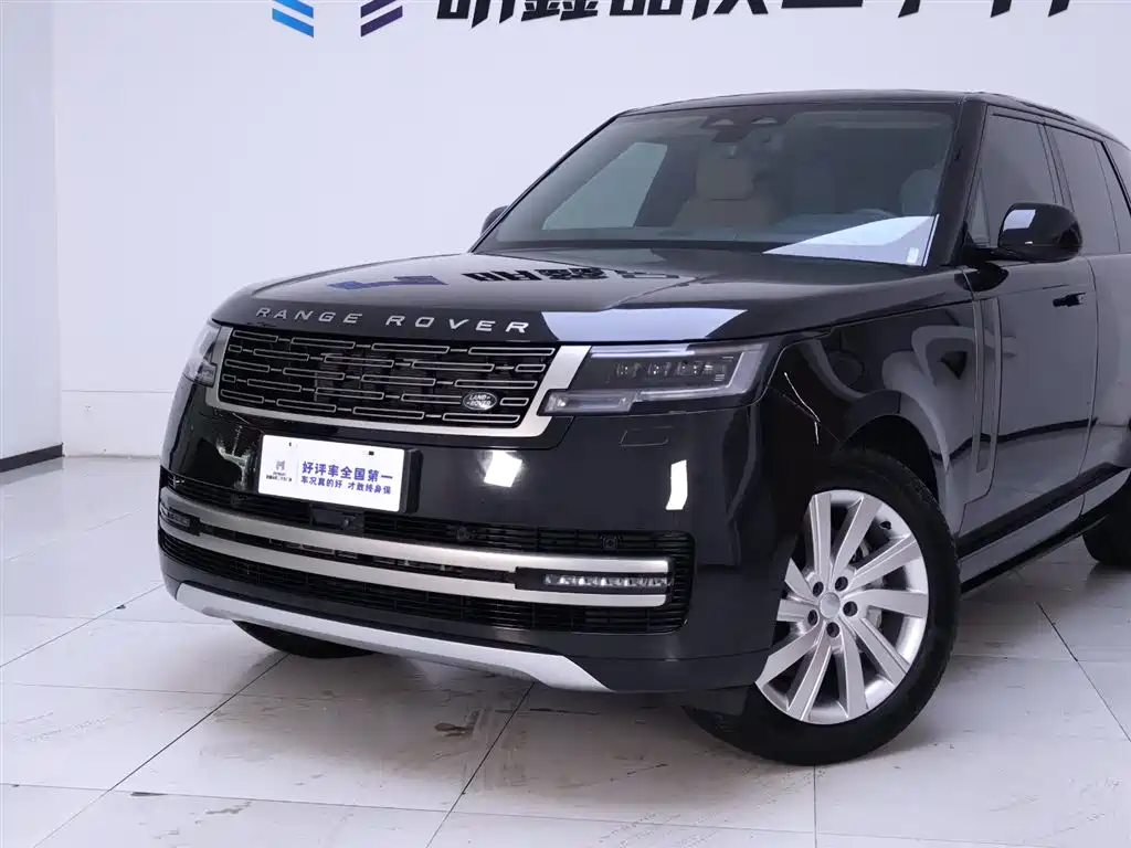Land Rover Range Rover 2025 3.0 L6 360PS