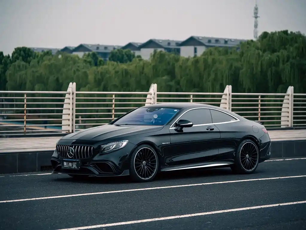 Купить Mercedes-Benz S-Class AMG
