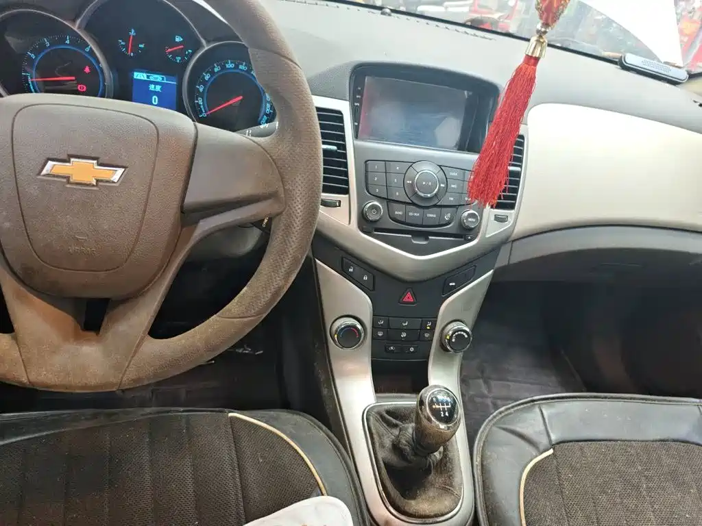 Chevrolet Cruze — миниатюра 14