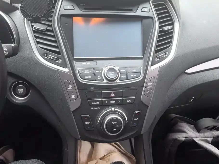 Hyundai Santa Fe — миниатюра 13