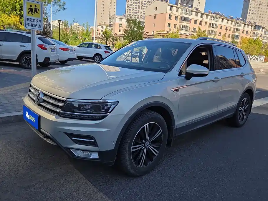 Volkswagen Tiguan L