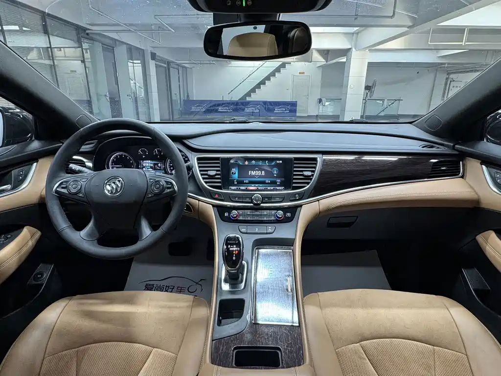 Buick LaCrosse — миниатюра 9
