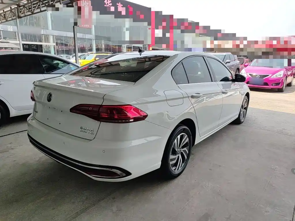 Volkswagen Bora — миниатюра 7