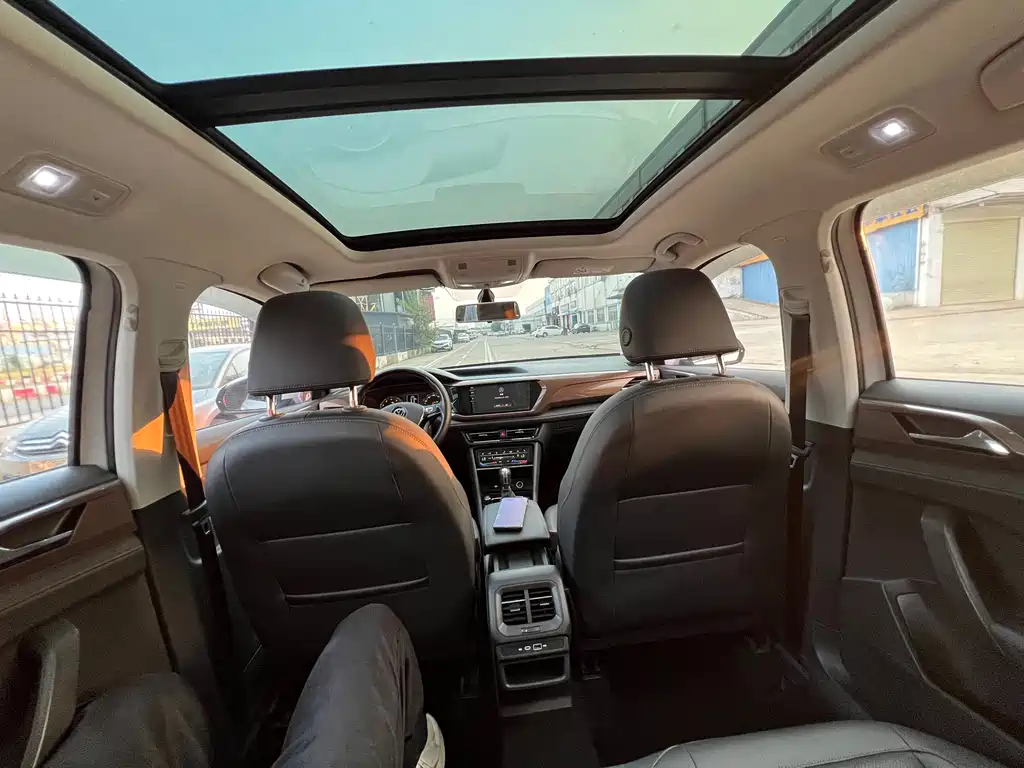 Volkswagen Tharu — миниатюра 15