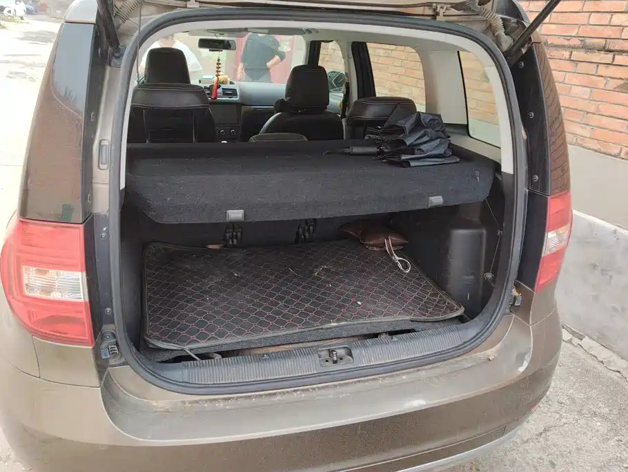 Skoda Yeti — миниатюра 4