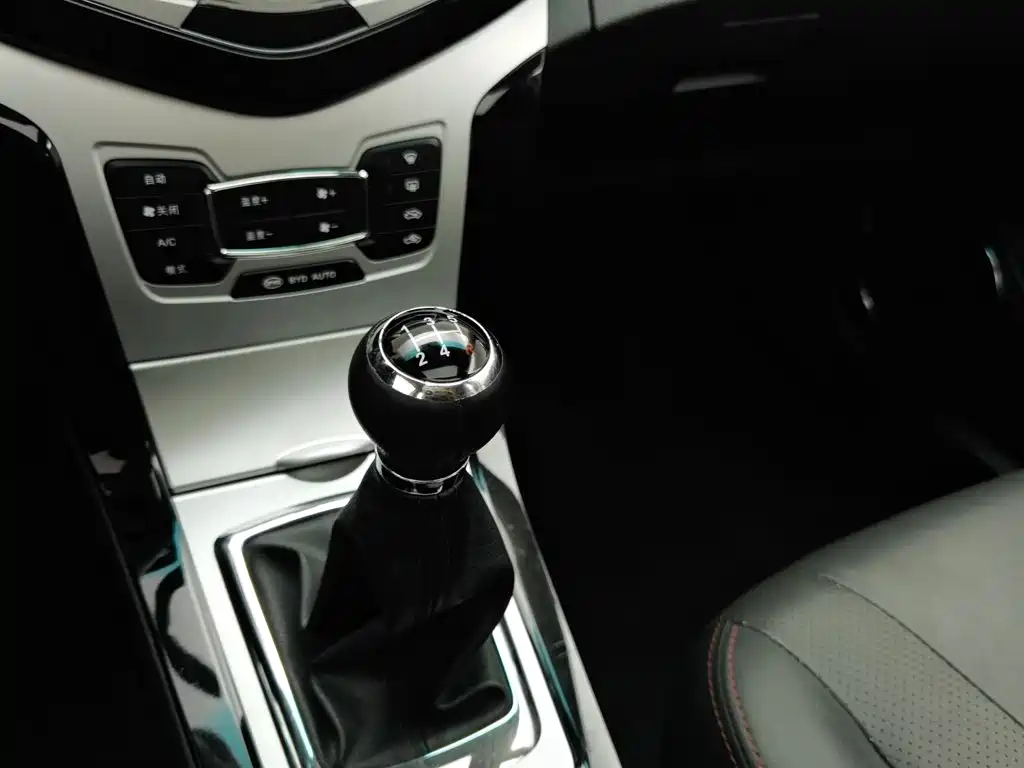 BYD Surui — миниатюра 13