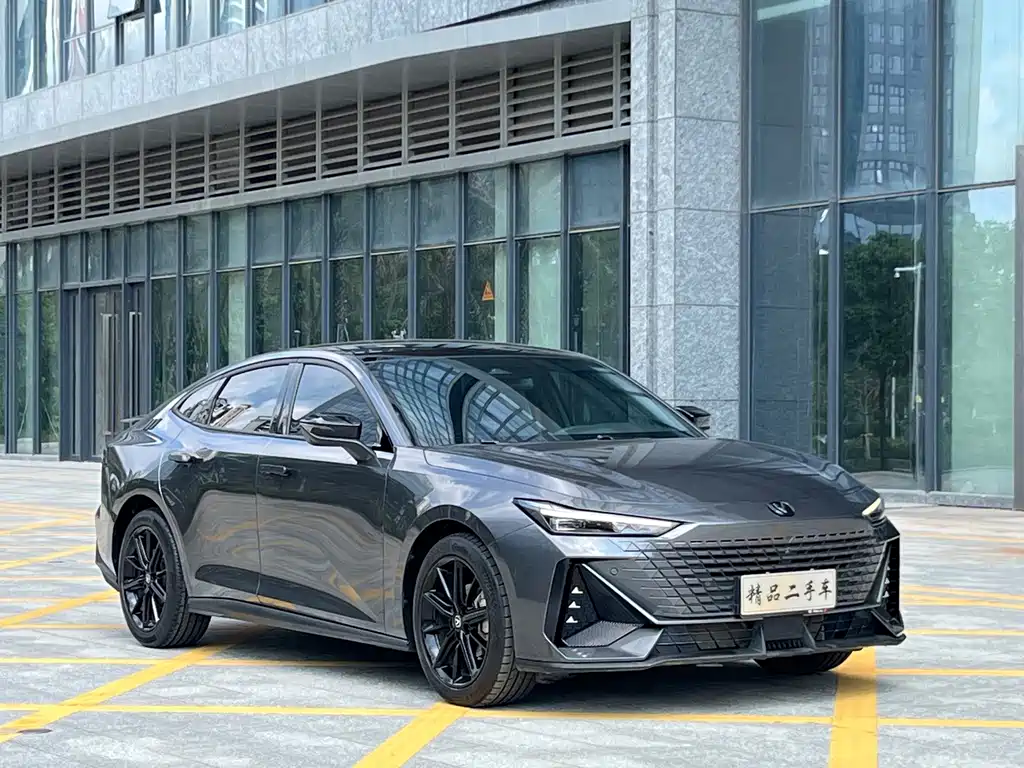 Changan UNI-V — миниатюра 3