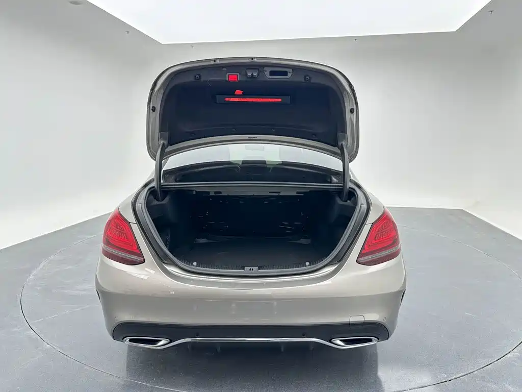 Mercedes-Benz C-Class — миниатюра 19