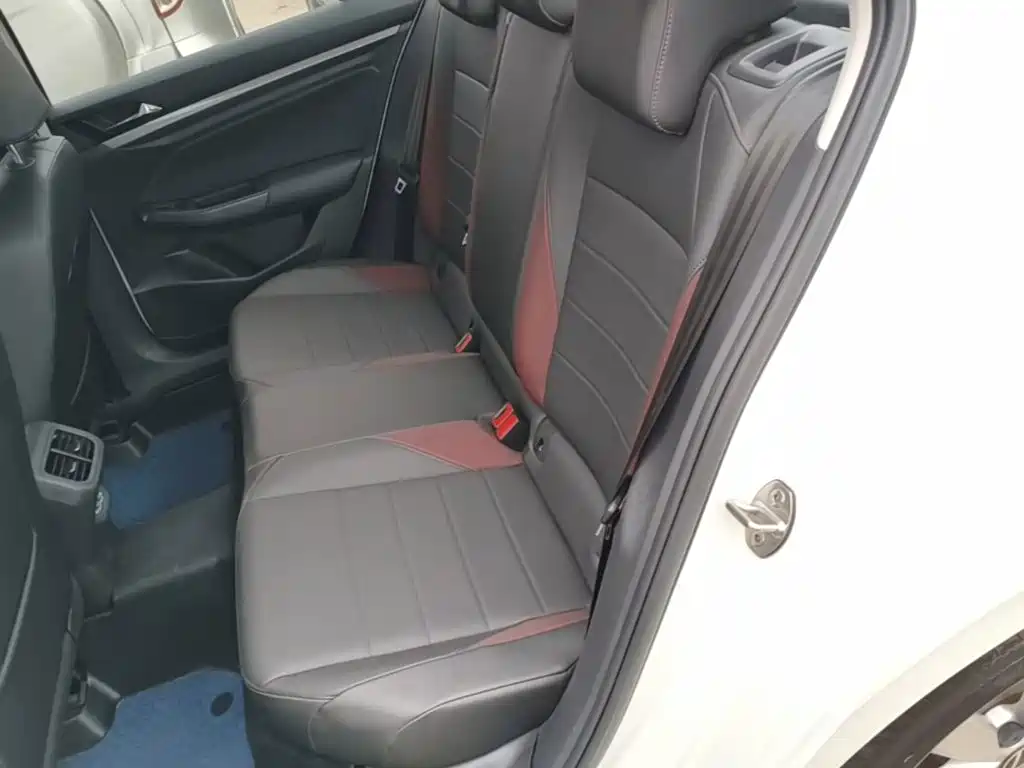 Volkswagen Bora — миниатюра 17