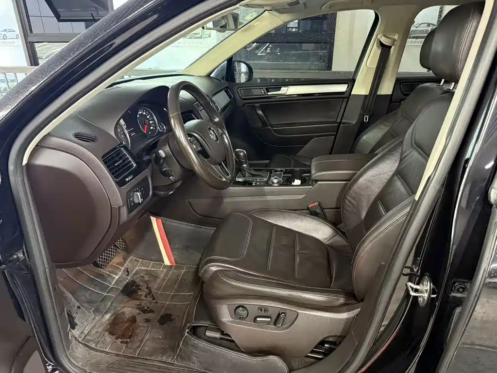 Volkswagen Touareg — миниатюра 7