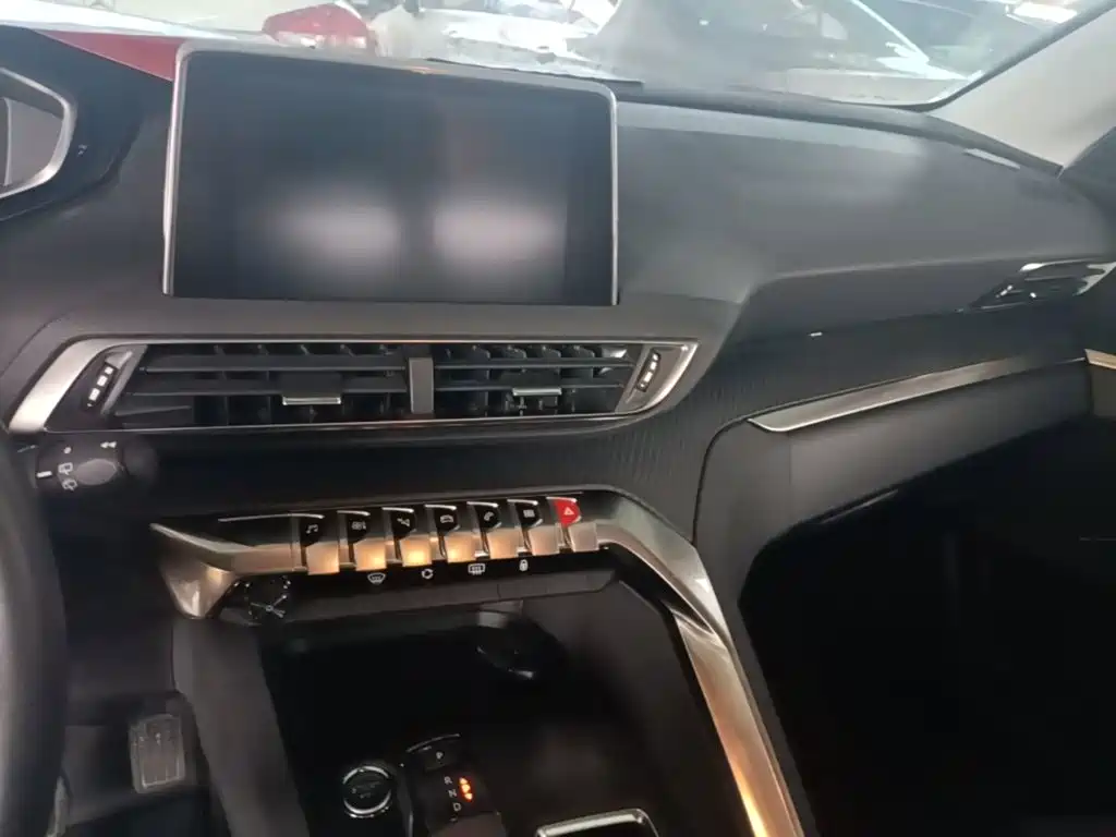 Peugeot 4008 — миниатюра 13