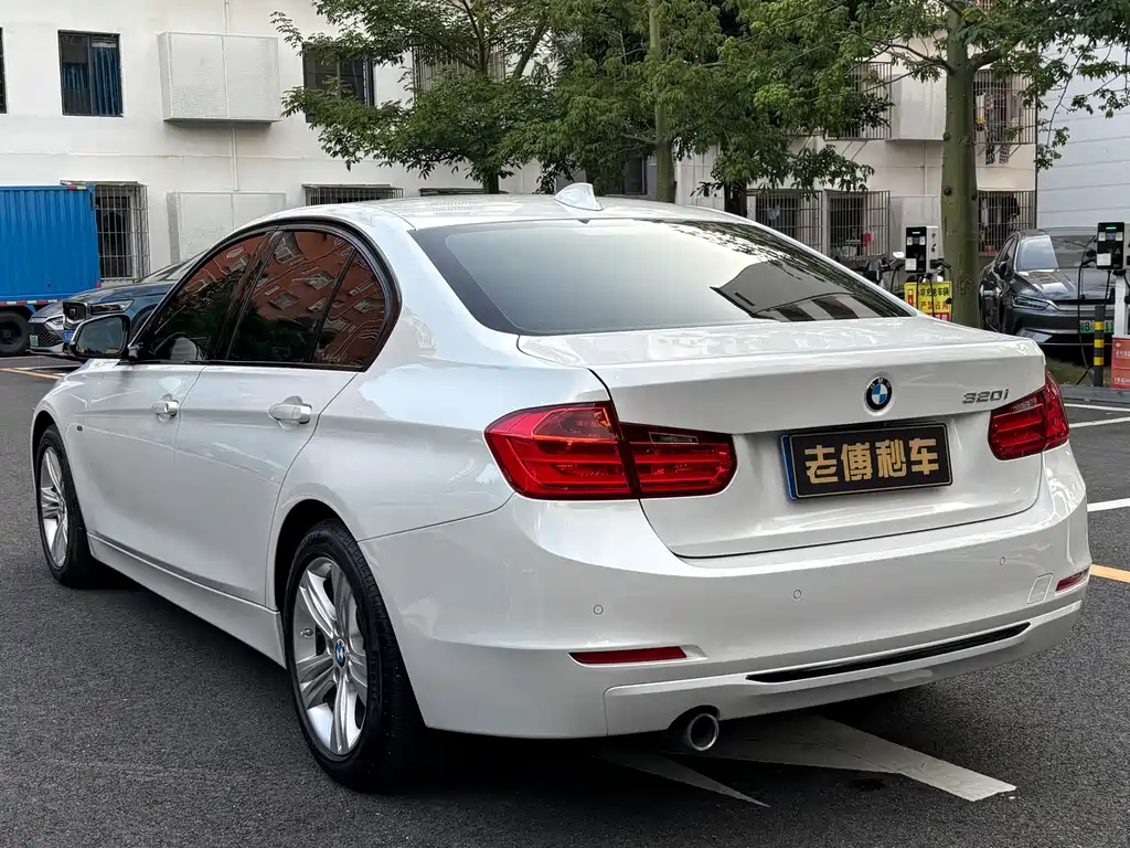 BMW 3 Series (Import) — миниатюра 6