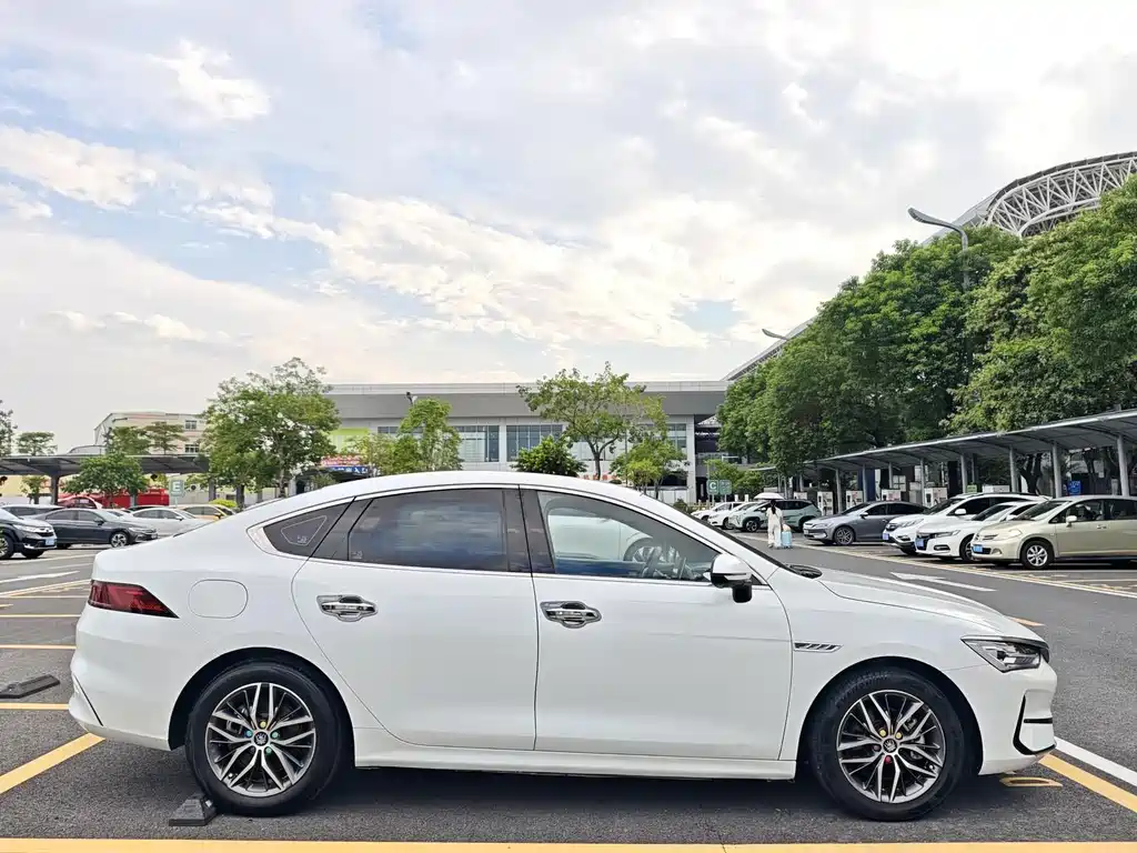 BYD Qin PLUS — миниатюра 18