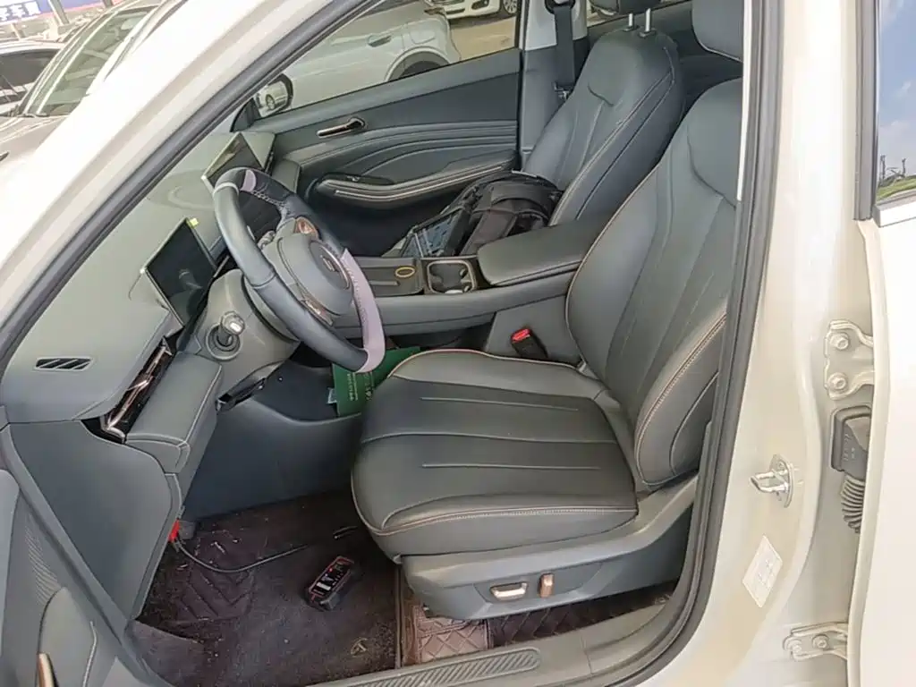 Baojun Yunhai — миниатюра 15
