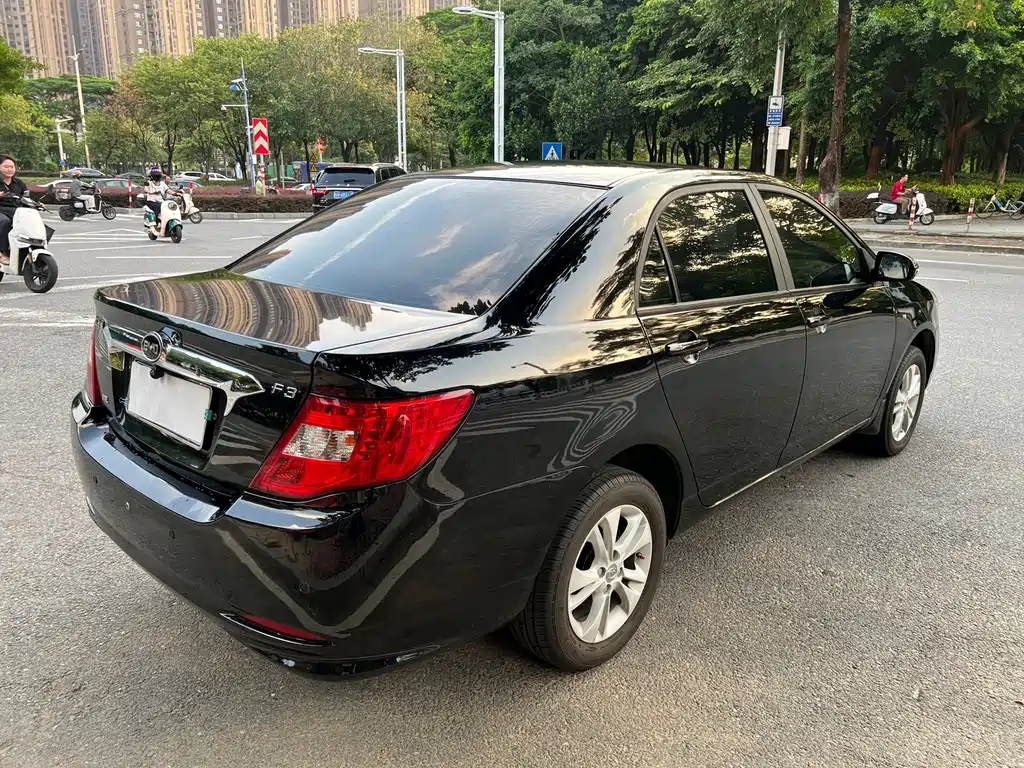 BYD F3 — миниатюра 7