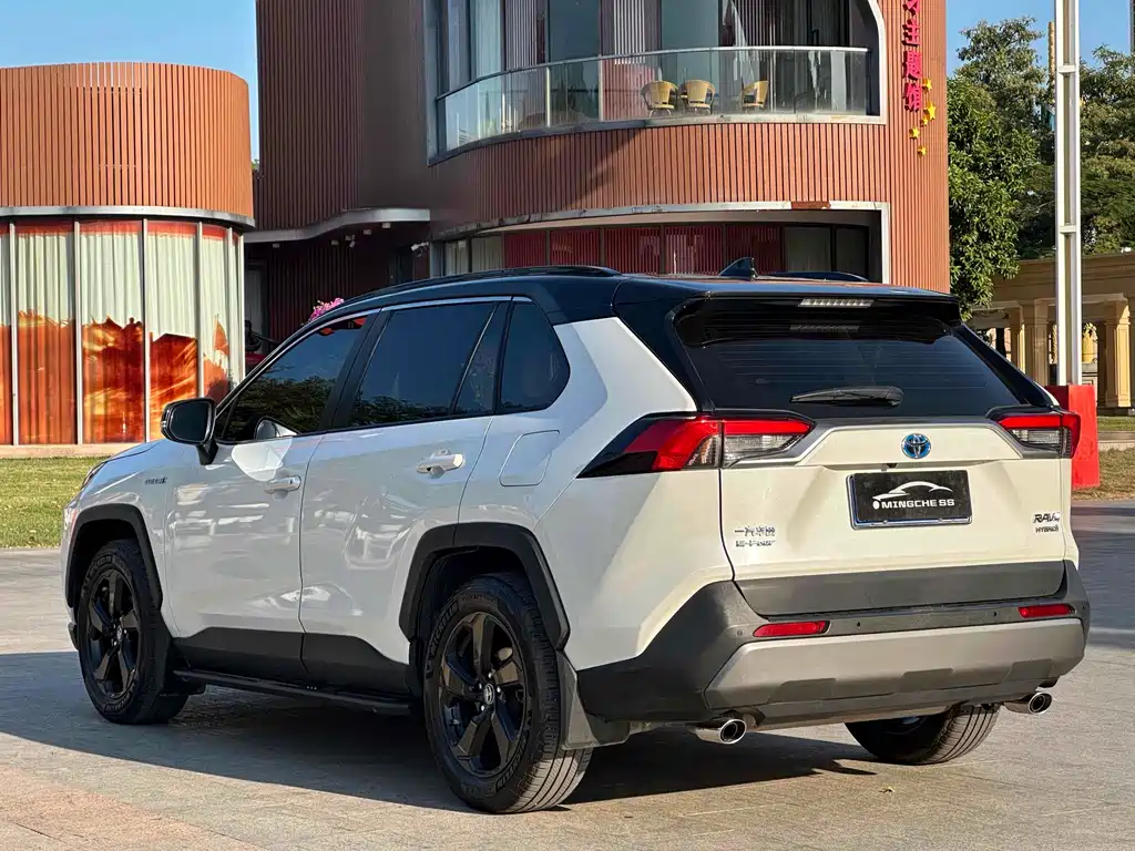 TOYOTA RAV4 RONGFANG