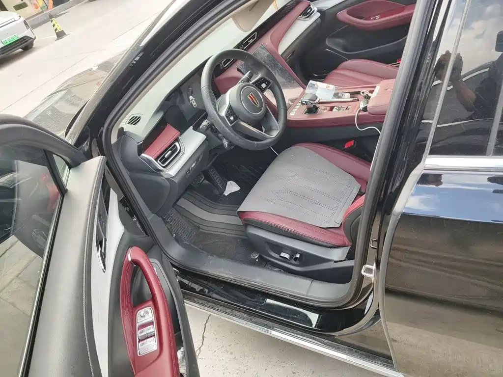 Hongqi Hongqi H5 — миниатюра 12