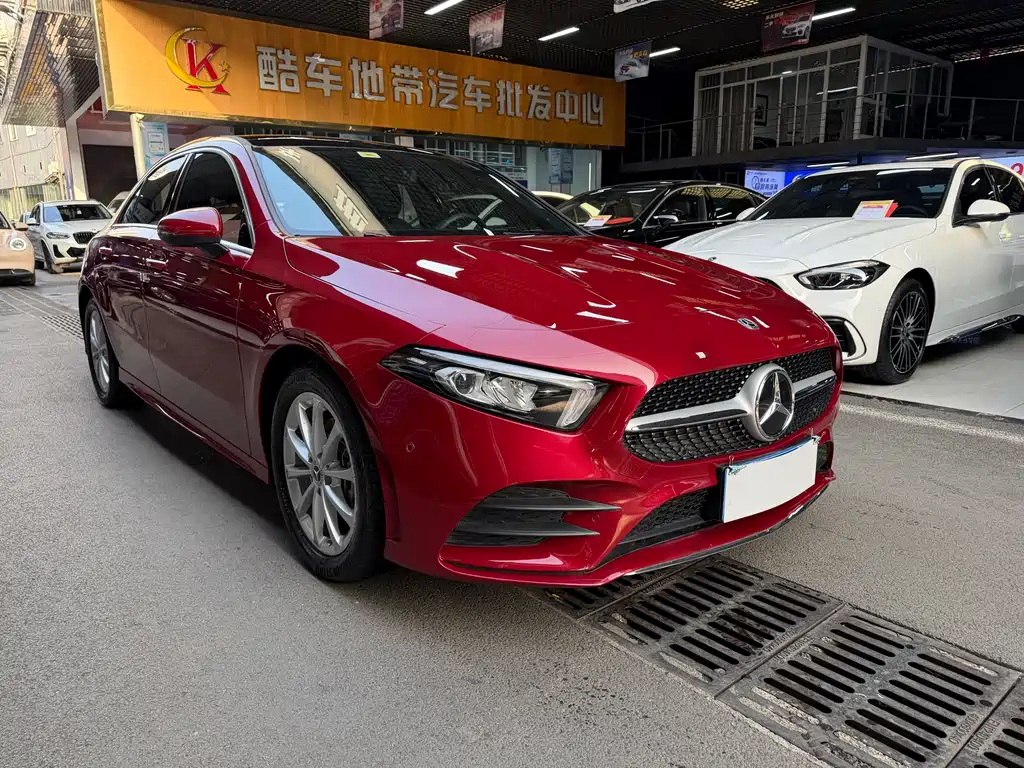 MERCEDES-BENZ A CLASS