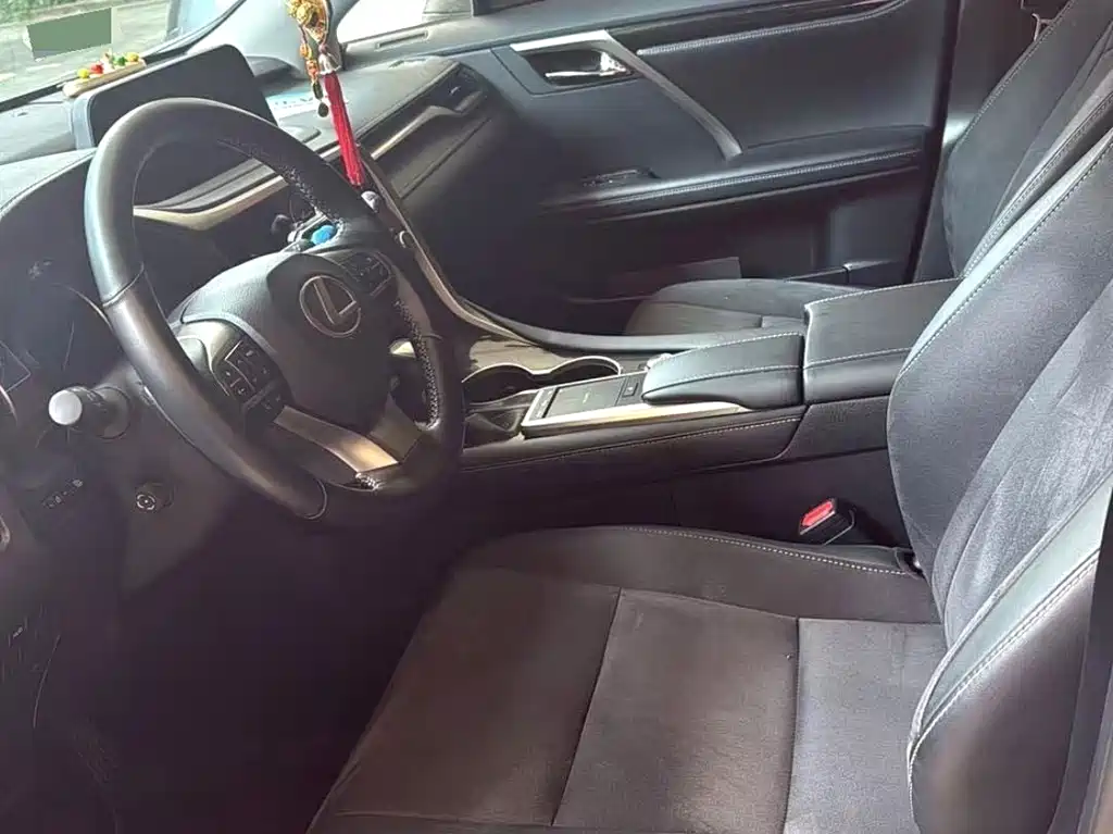 Lexus RX — миниатюра 2