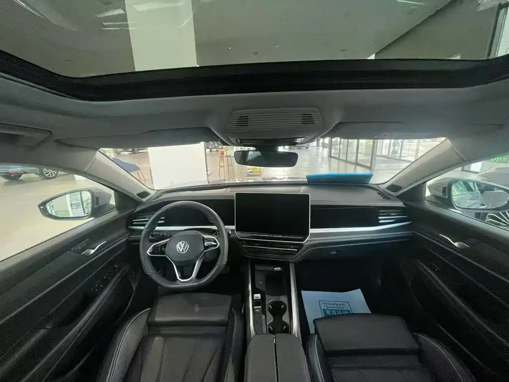 Volkswagen Passat 2025 Pro 380TSI