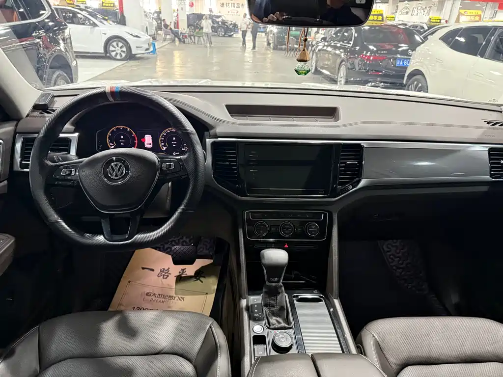 Volkswagen Teramont — миниатюра 6
