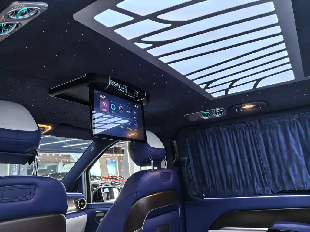 MERCEDES-BENZ V CLASS