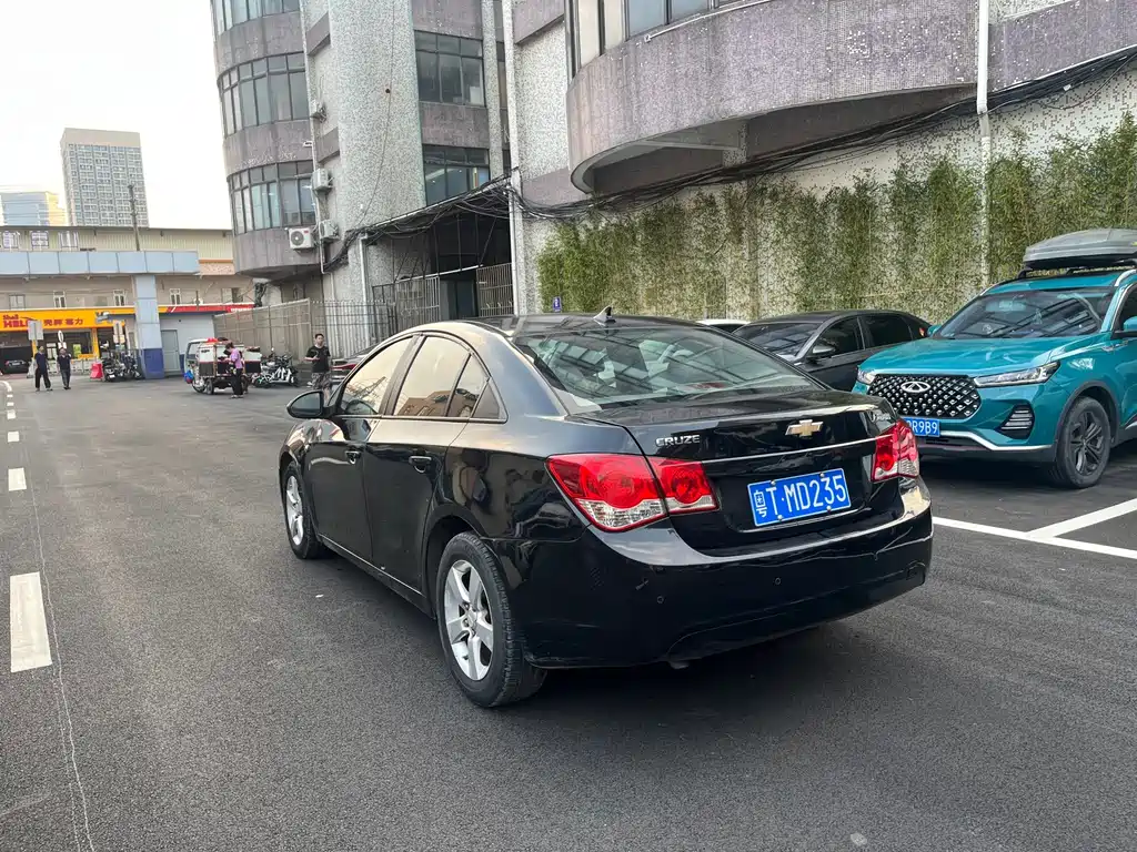 Chevrolet Cruze — миниатюра 7